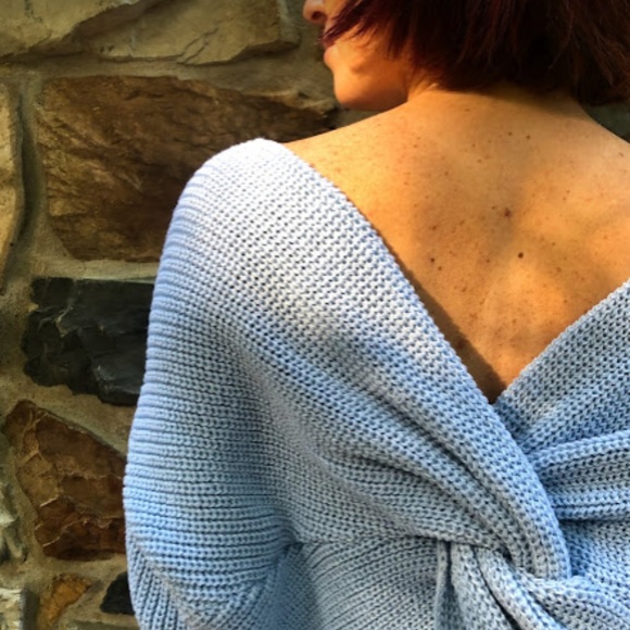 Twist Back Knotted Pullover V neck Sweater NEW! - Picture 3 of 5